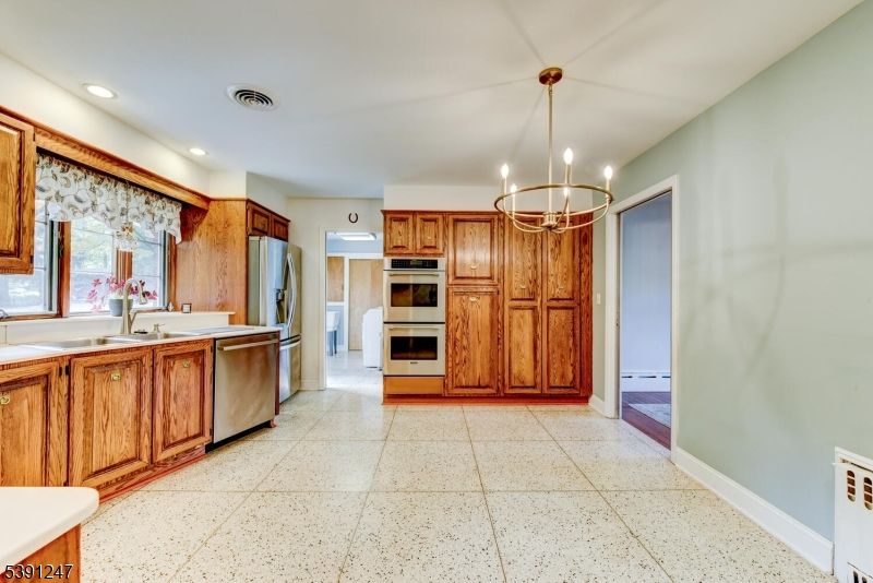 Chandelier, Interior, Kitchen, Recessed Lighting, Stainless Steel Appliances
