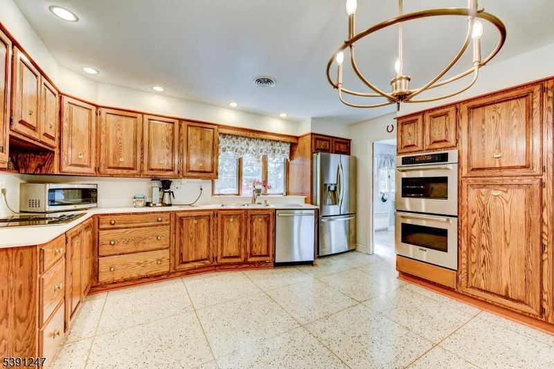 Chandelier, Interior, Kitchen, Pendant Lights, Recessed Lighting, Stainless Steel Appliances