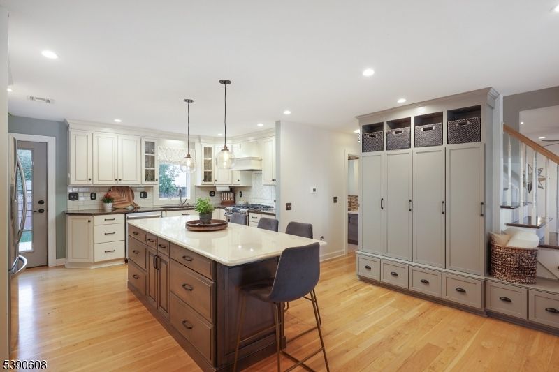 Interior, Kitchen, Pendant Lights, Recessed Lighting, Wood Texture Flooring