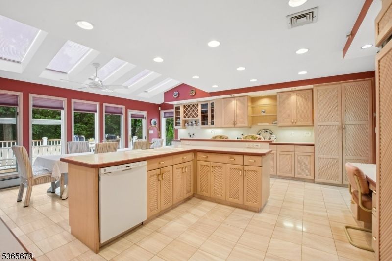 Interior, Kitchen, Recessed Lighting