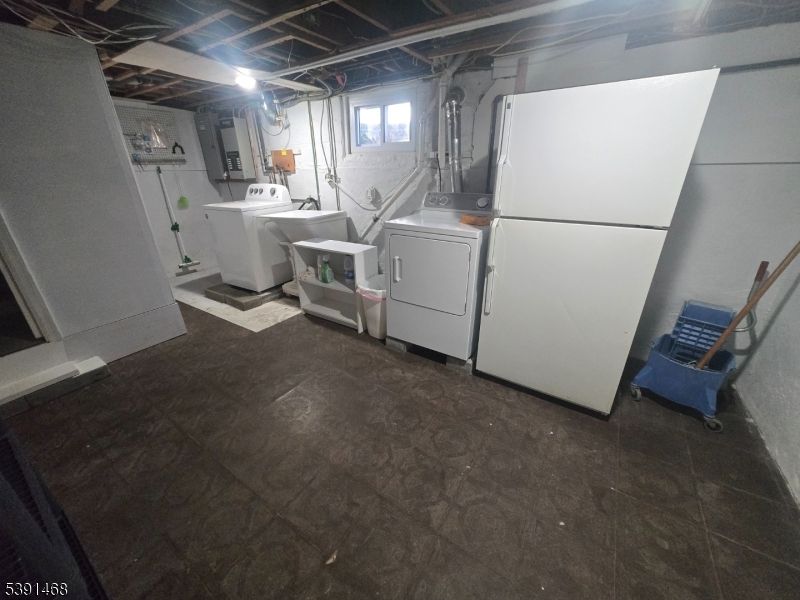 Interior, Utility Closets, Washer
