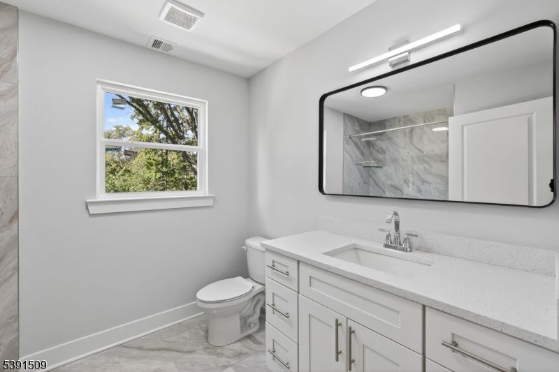Bathroom, Interior, Marble, Marble Walls