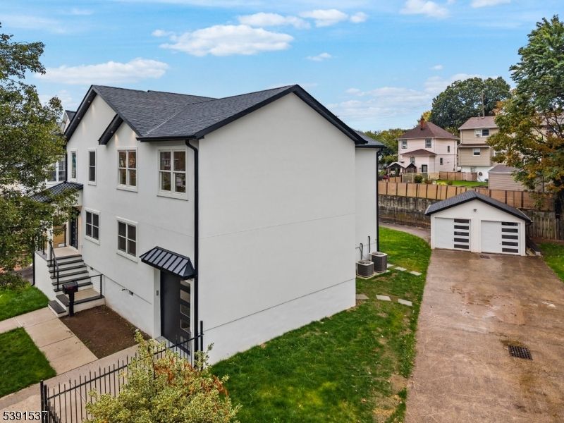 Backyard, Detached Garage, Exterior