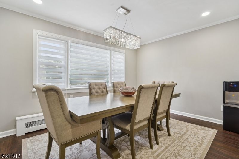 Chandelier, Dining room, Interior, Recessed Lighting, Wood Texture Flooring