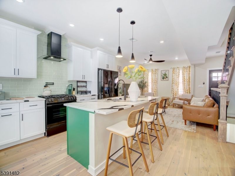 Interior, Kitchen, Living room, Pendant Lights, Recessed Lighting, Stainless Steel Appliances, Wood Texture Flooring