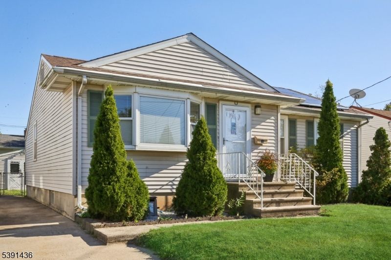 Exterior, Solar Panels