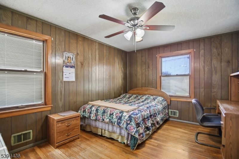 Bedroom, Interior, Wood Texture Flooring, Wooden Walls