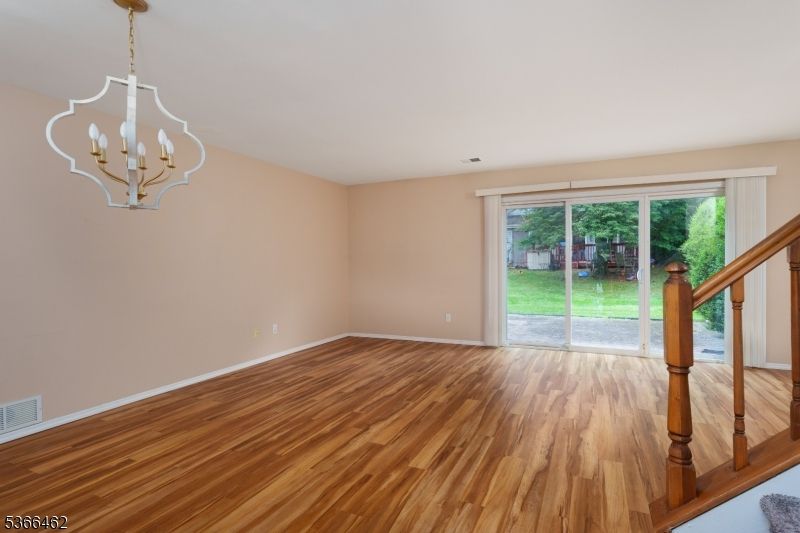 Chandelier, Empty room, Interior, Wood Texture Flooring