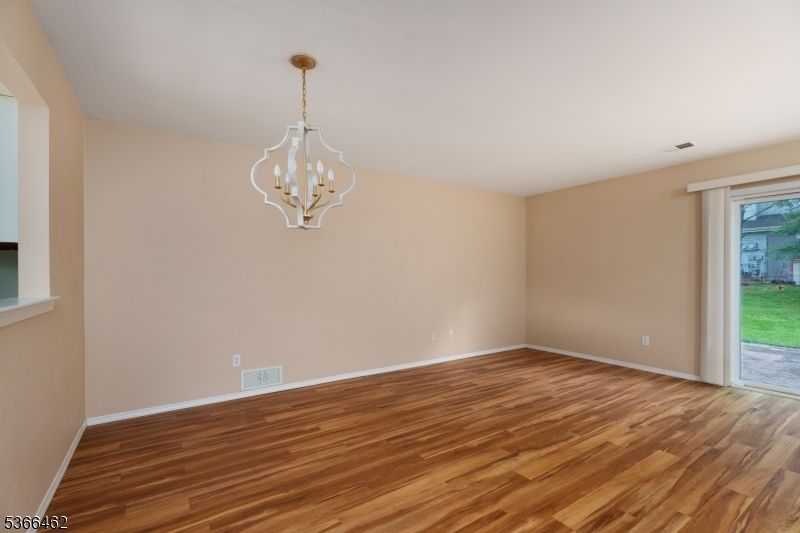 Chandelier, Empty room, Interior, Wood Texture Flooring