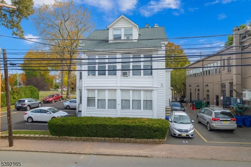 Exterior, Facade, None