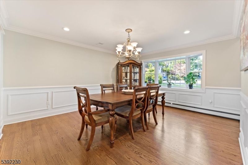 Chandelier, Dining room, Interior, Recessed Lighting, Wood Texture Flooring