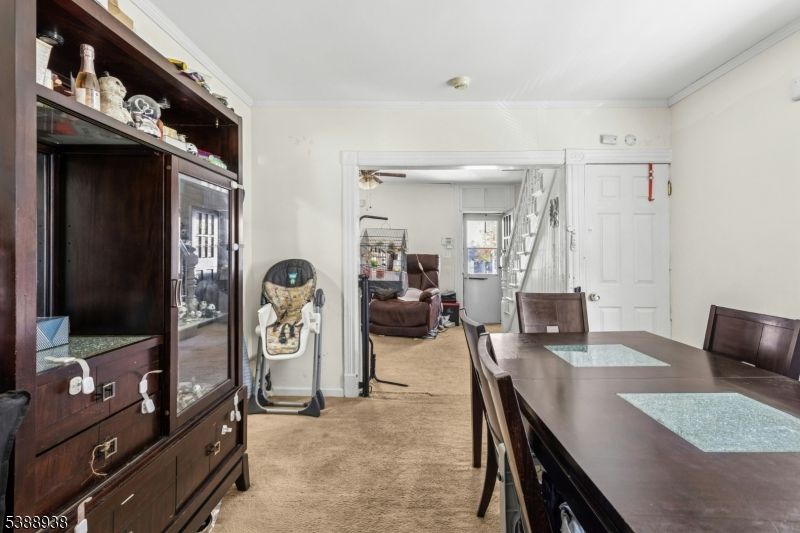 Dining room, Interior