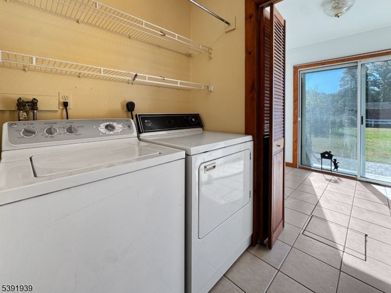 Interior, Utility Closets, Washer