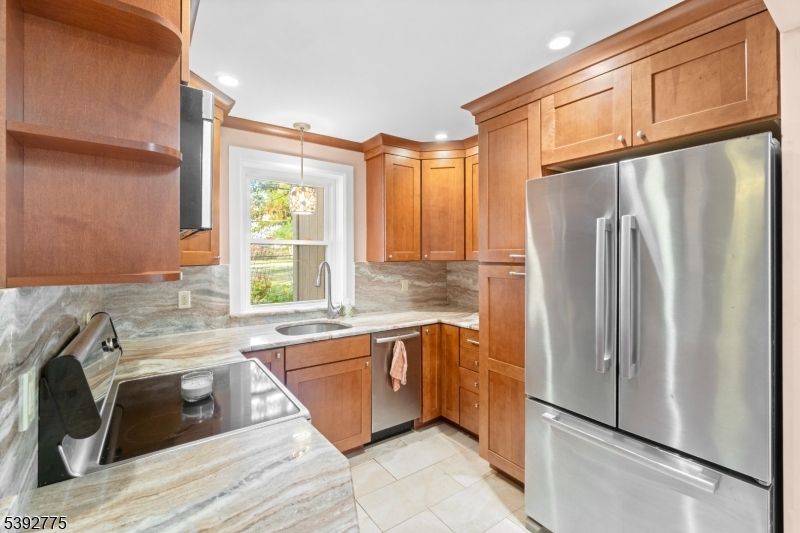 Interior, Kitchen, Pendant Lights, Recessed Lighting