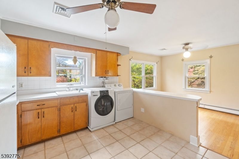 Interior, Kitchen, Washer, Wood Texture Flooring