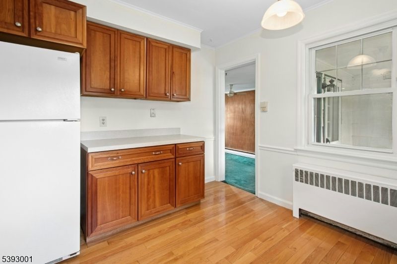 Interior, Kitchen, Pendant Lights, Wood Texture Flooring