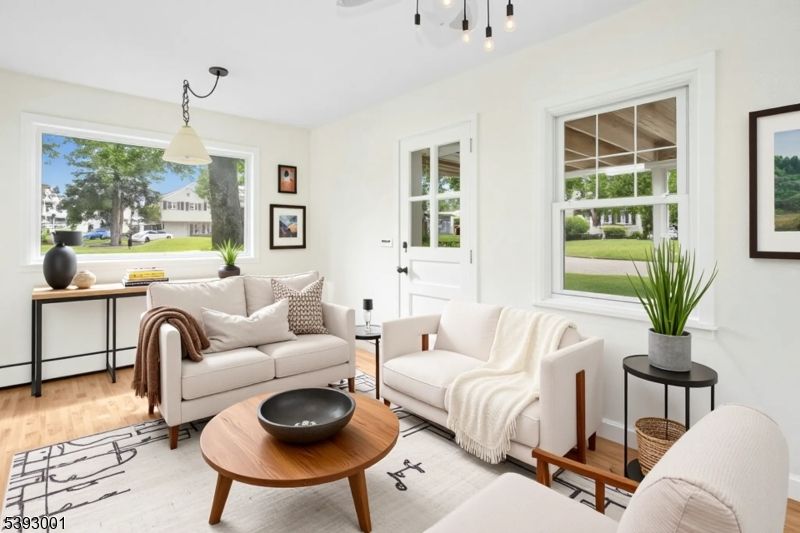 Interior, Living room, Pendant Lights, Wood Texture Flooring
