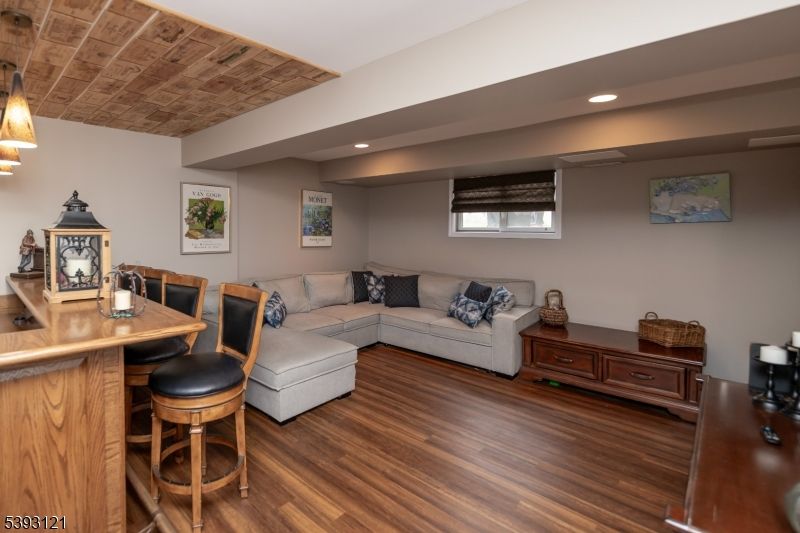 Dining room, Interior, Living room, Recessed Lighting, Wood Texture Flooring