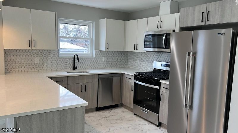 Interior, Kitchen, Marble, Stainless Steel Appliances