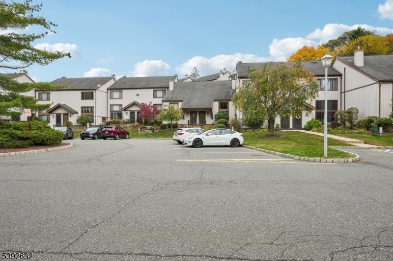 Exterior, Facade, Tudor Revival