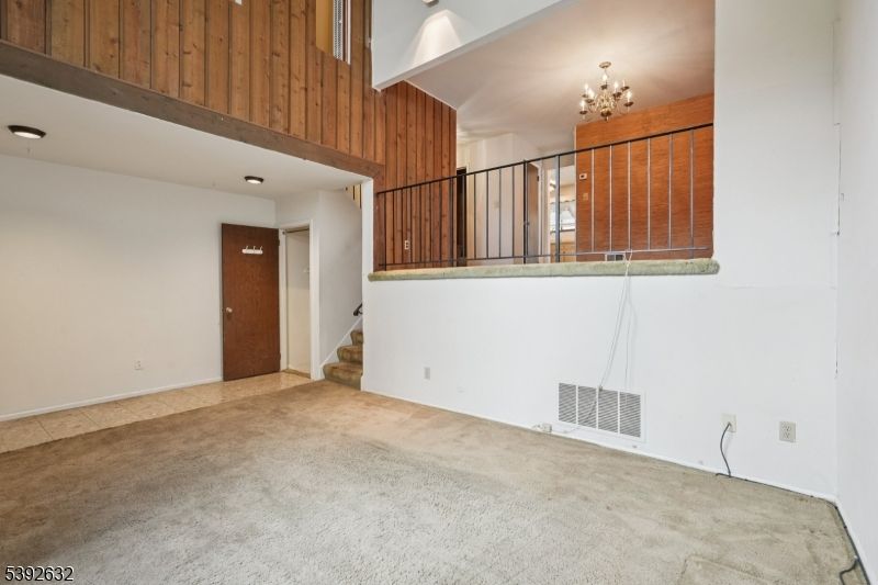 Chandelier, Empty room, Interior, Recessed Lighting