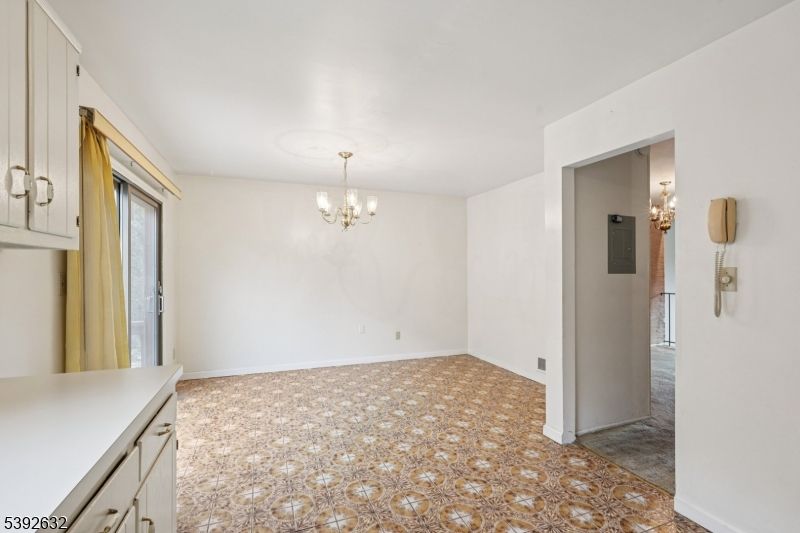 Chandelier, Empty room, Interior