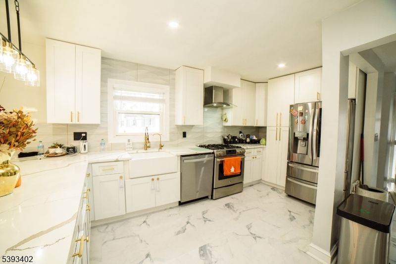 Interior, Kitchen, Marble, Recessed Lighting, Stainless Steel Appliances