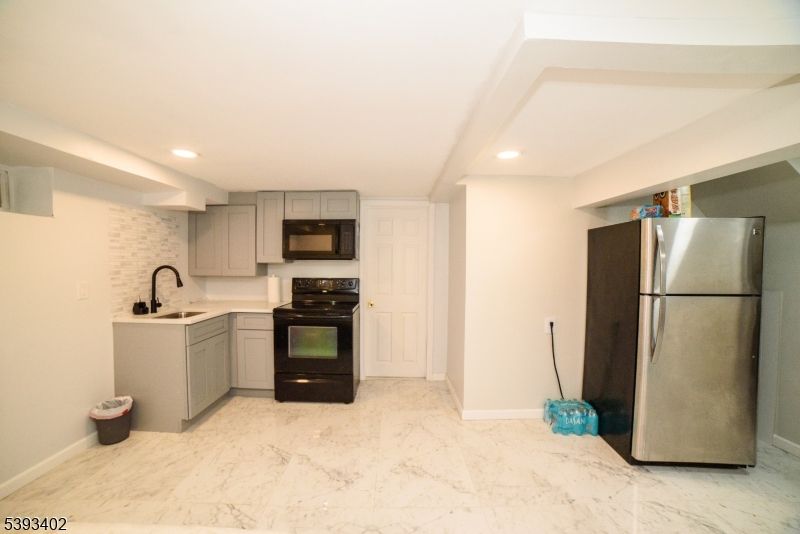 Interior, Kitchen, Marble, Recessed Lighting, Stainless Steel Appliances