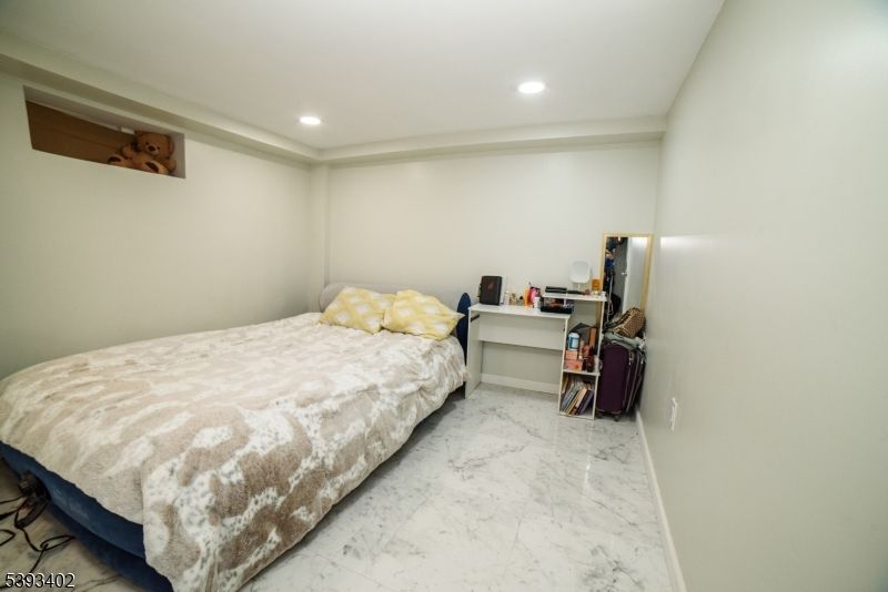 Bedroom, Interior, Marble, Recessed Lighting