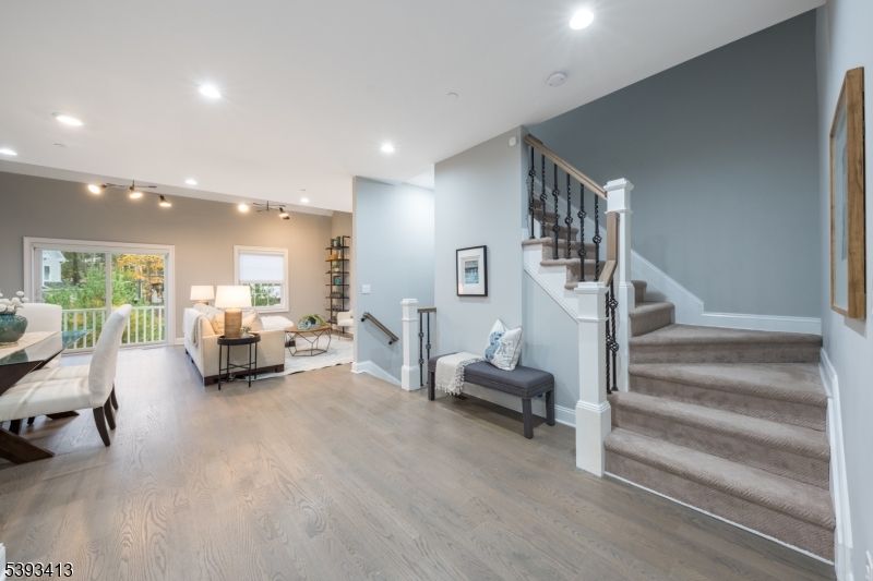 Dining room, Interior, Living room, Recessed Lighting, Wood Texture Flooring
