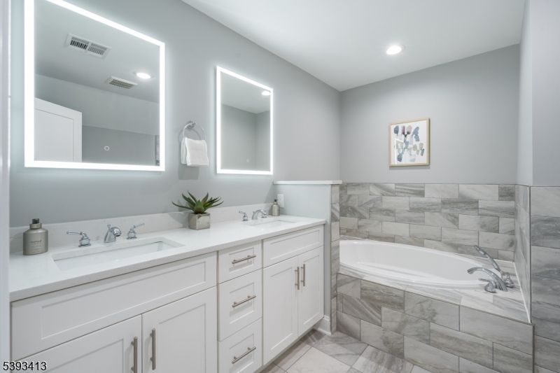 Bathroom, Dual Sink Vanities, Interior, Marble, Recessed Lighting