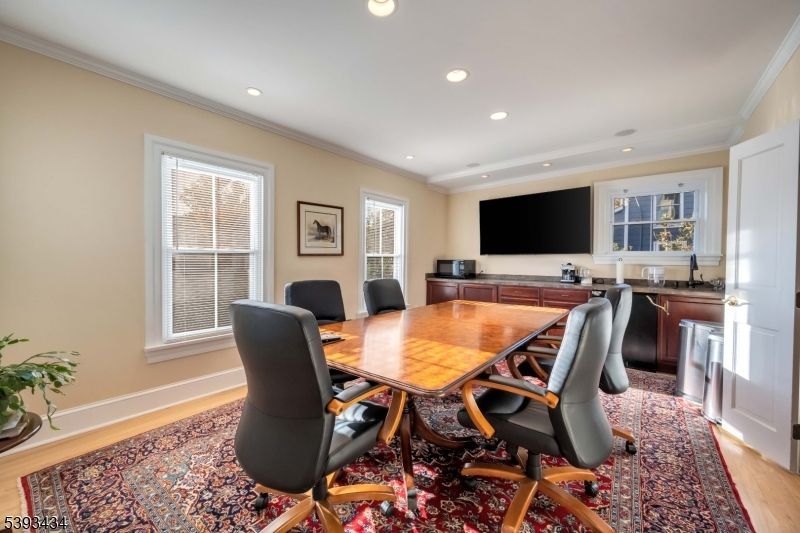 Home Office, Interior, Recessed Lighting, Wood Texture Flooring