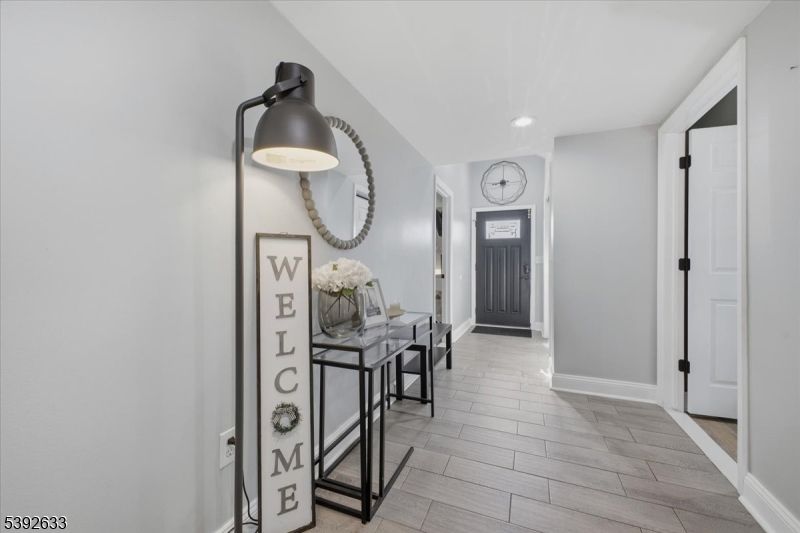 Interior, Recessed Lighting