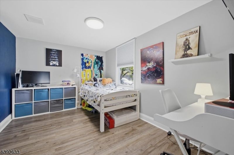 Bedroom, Home Office, Interior, Wood Texture Flooring