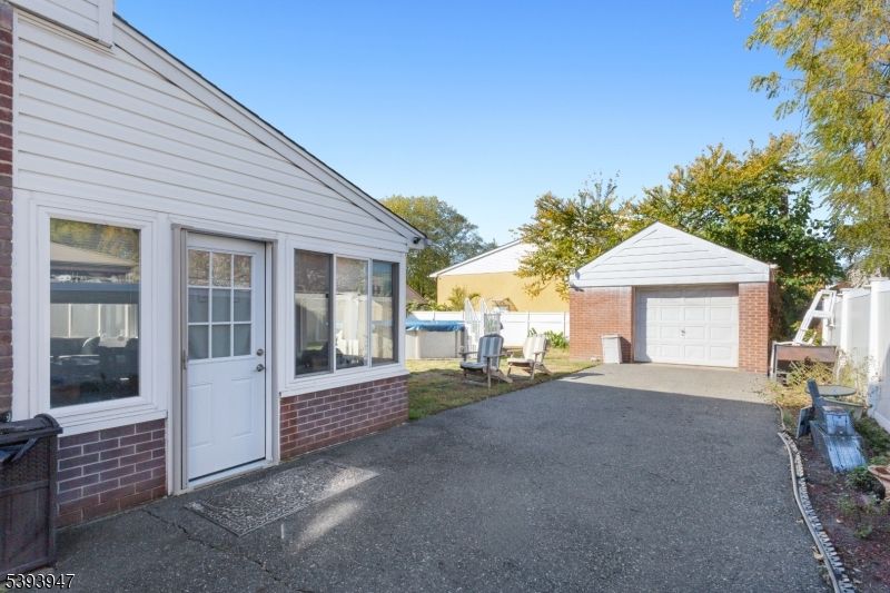 Backyard, Detached Garage, Exterior