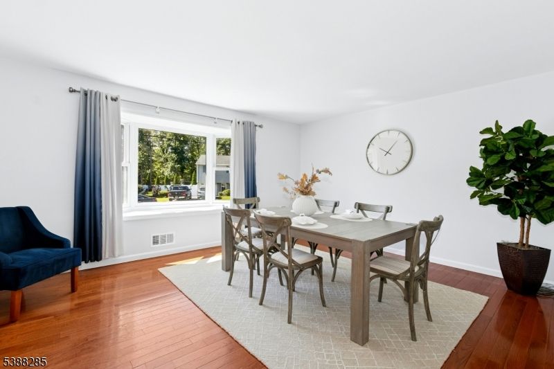 Dining room, Interior, Wood Texture Flooring
