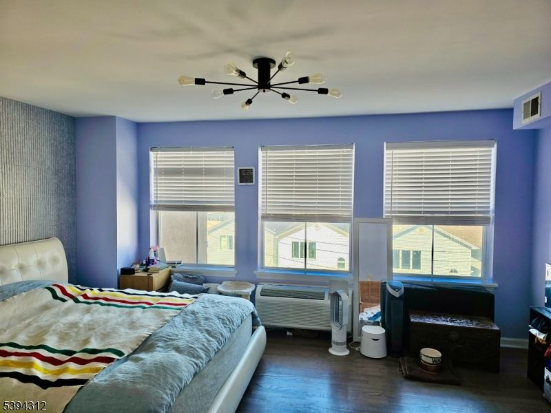 Bedroom, Interior, Pendant Lights, Wood Texture Flooring