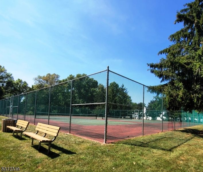 Exterior, Tennis Courts