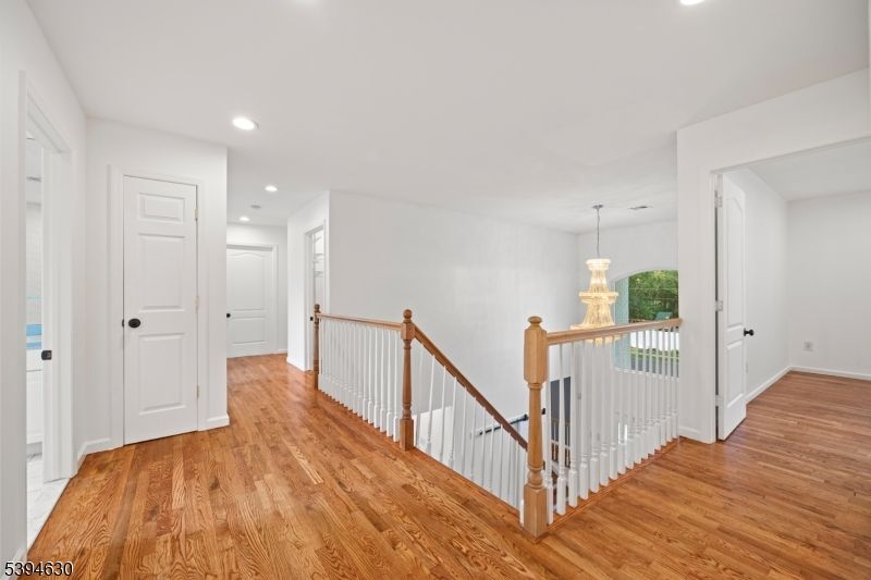 Interior, Pendant Lights, Recessed Lighting, Wood Texture Flooring