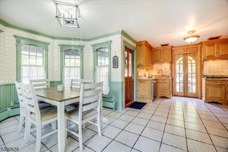 Dining room, Interior, Kitchen, Pendant Lights
