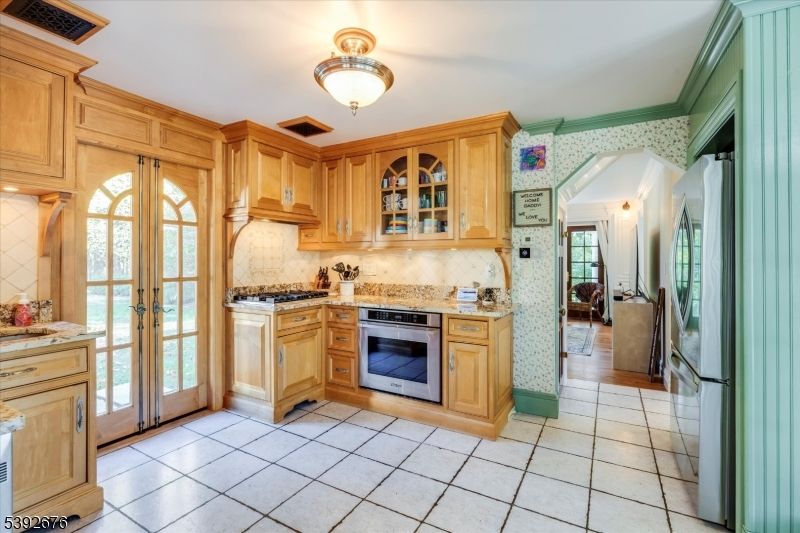 Interior, Kitchen, Stainless Steel Appliances