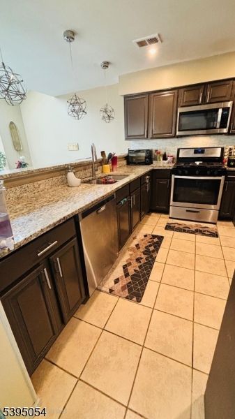 Interior, Kitchen, Pendant Lights, Stainless Steel Appliances