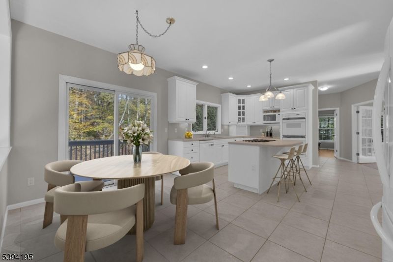 Chandelier, Dining room, Interior, Kitchen, Pendant Lights, Recessed Lighting