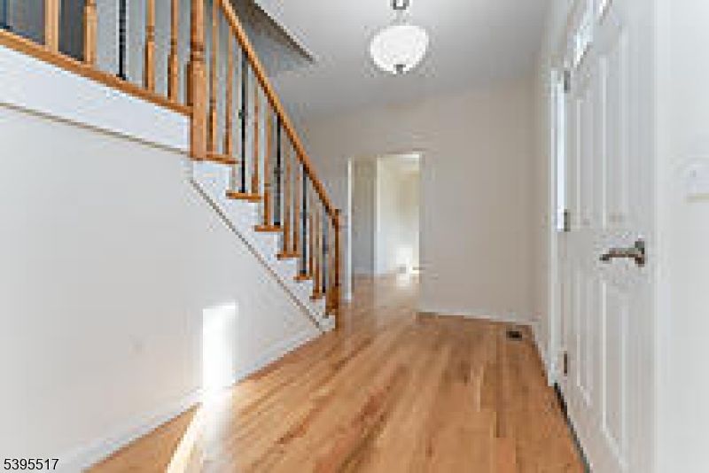 Interior, Pendant Lights, Wood Texture Flooring