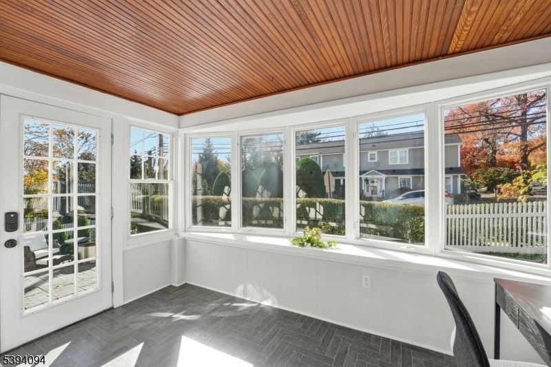 Interior, Sun Room, Wooden Ceilings