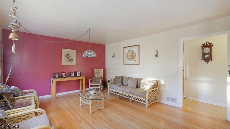 Interior, Living room, Pendant Lights, Wood Texture Flooring