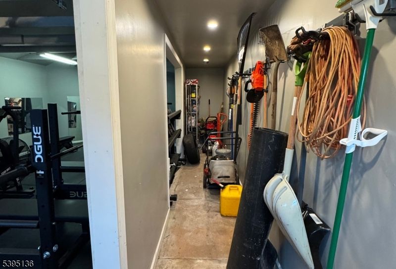 Fitness Equipment, Interior, Recessed Lighting