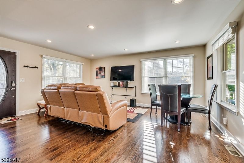 Dining room, Interior, Living room, Recessed Lighting, Wood Texture Flooring