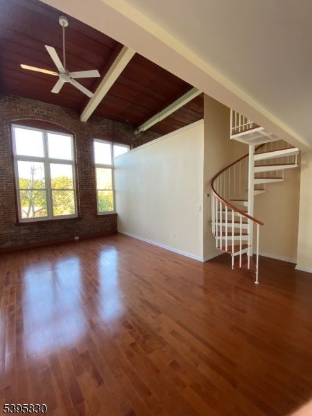 Empty room, Interior, Wooden Ceilings, Wood Texture Flooring