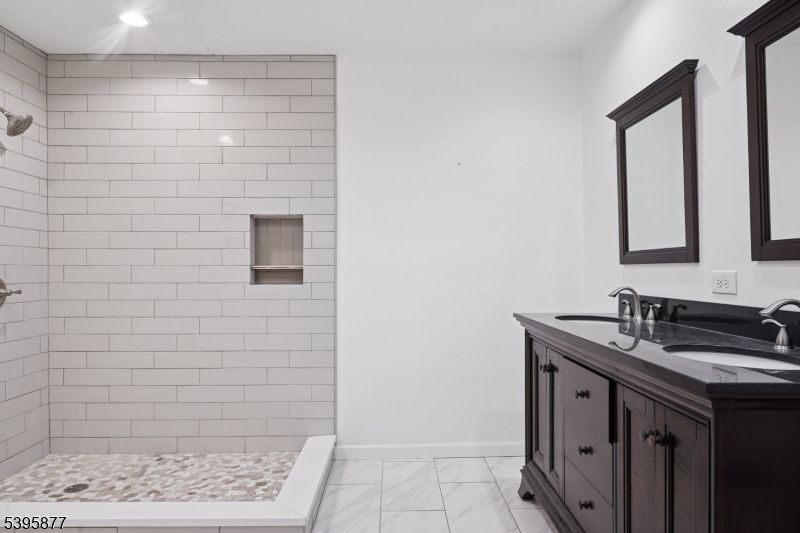 Bathroom, Dual Sink Vanities, Interior, Marble, Recessed Lighting
